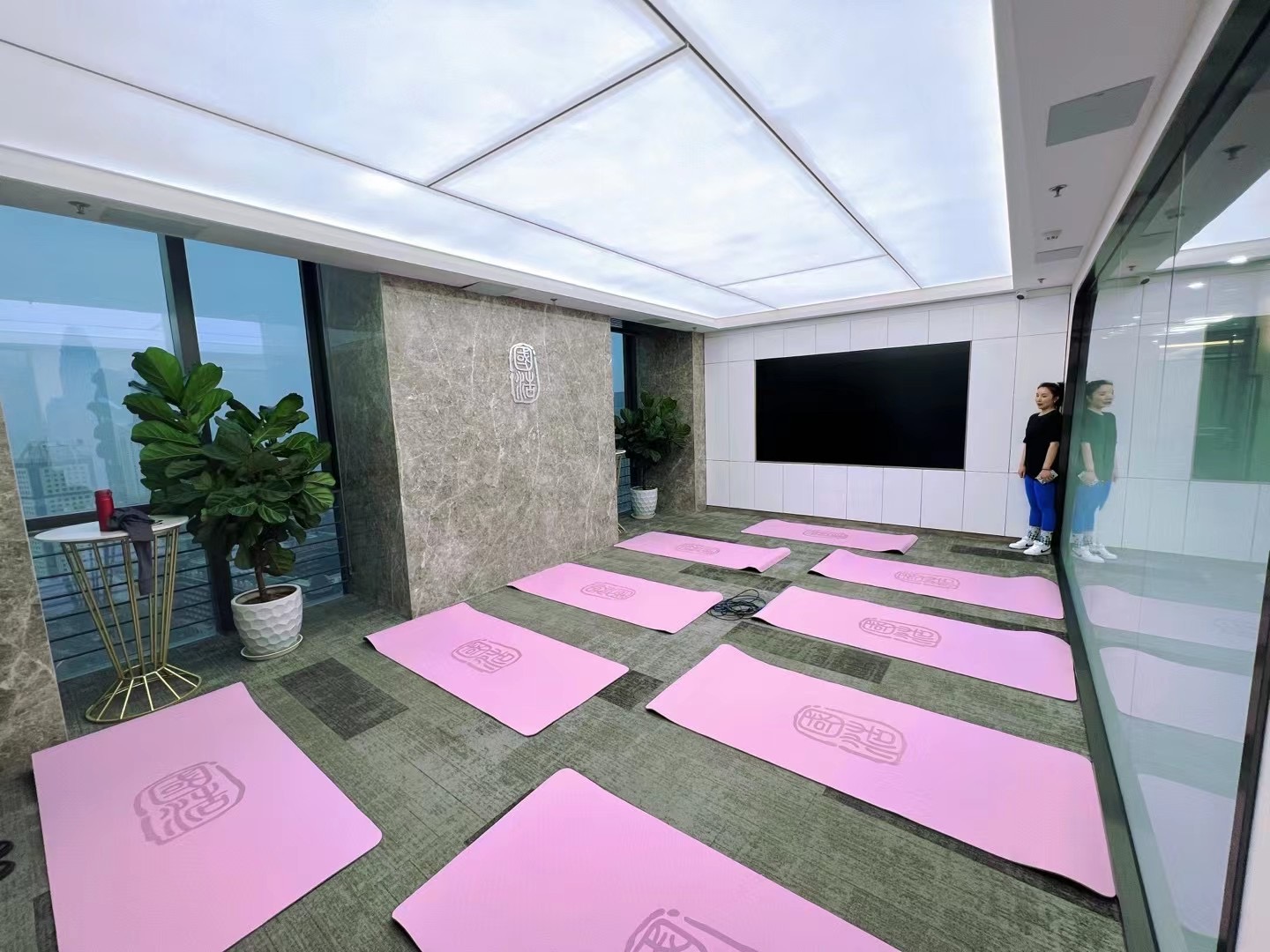 yujia1.jpg yujia1.jpg