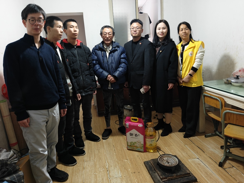 杏花園社區(qū)慰問_張樂夫 劉愛良 (5).jpg