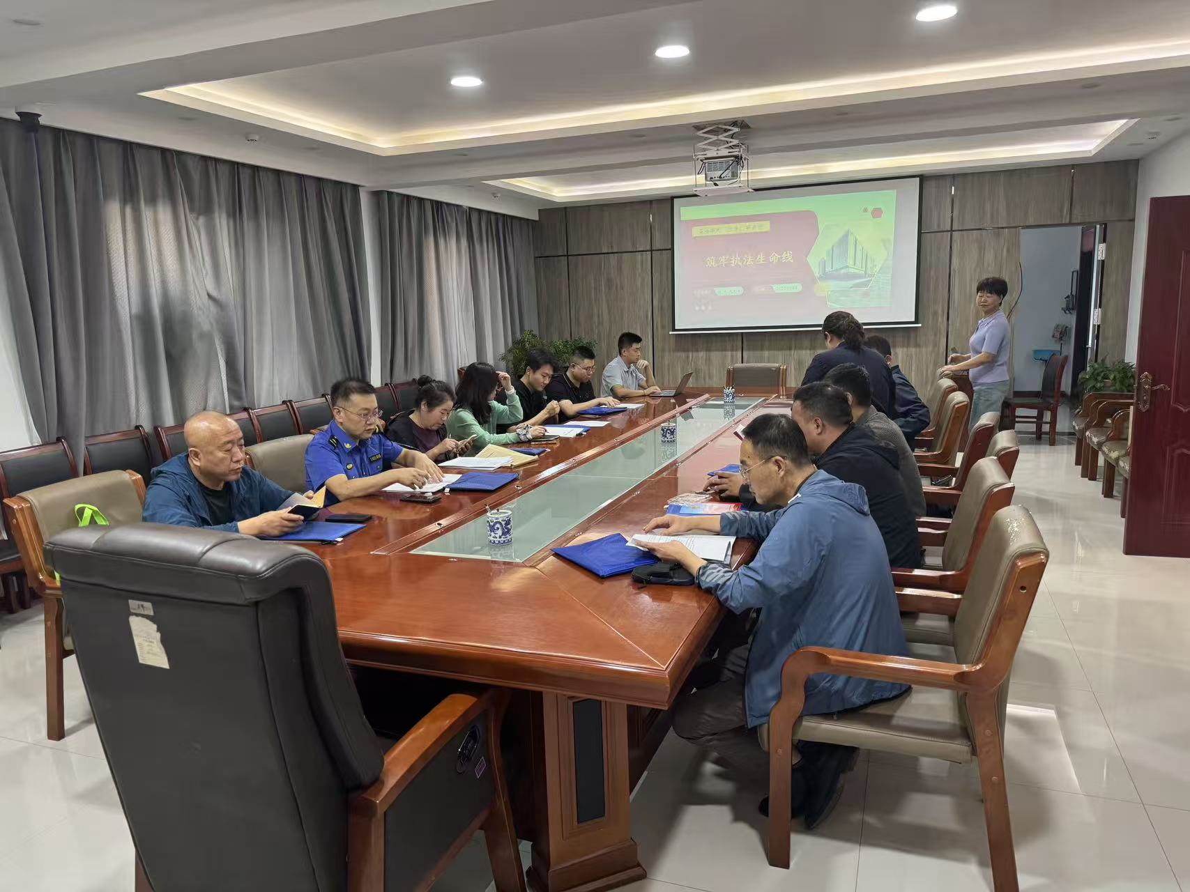 8497ee1d34f0da52d0d484f0ab8881ae.jpg 8497ee1d34f0da52d0d484f0ab8881ae.jpg