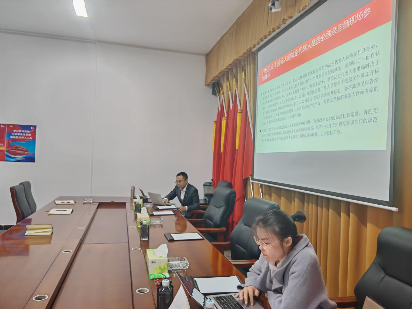 3b778c82d3e3d5de21e6d69f1753da87.jpg 3b778c82d3e3d5de21e6d69f1753da87.jpg